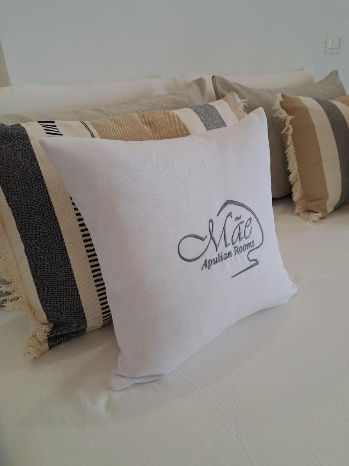 Mae Apulian Rooms Grottaglie Luaran gambar
