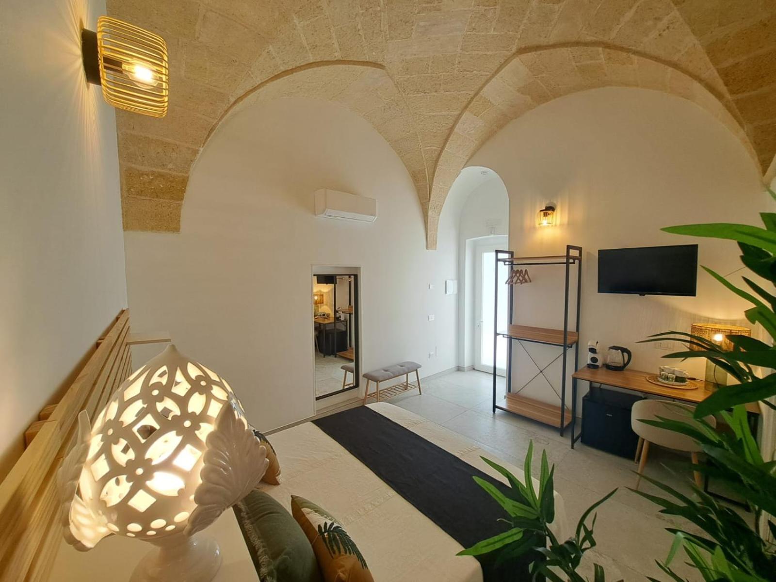 Mae Apulian Rooms Grottaglie Luaran gambar