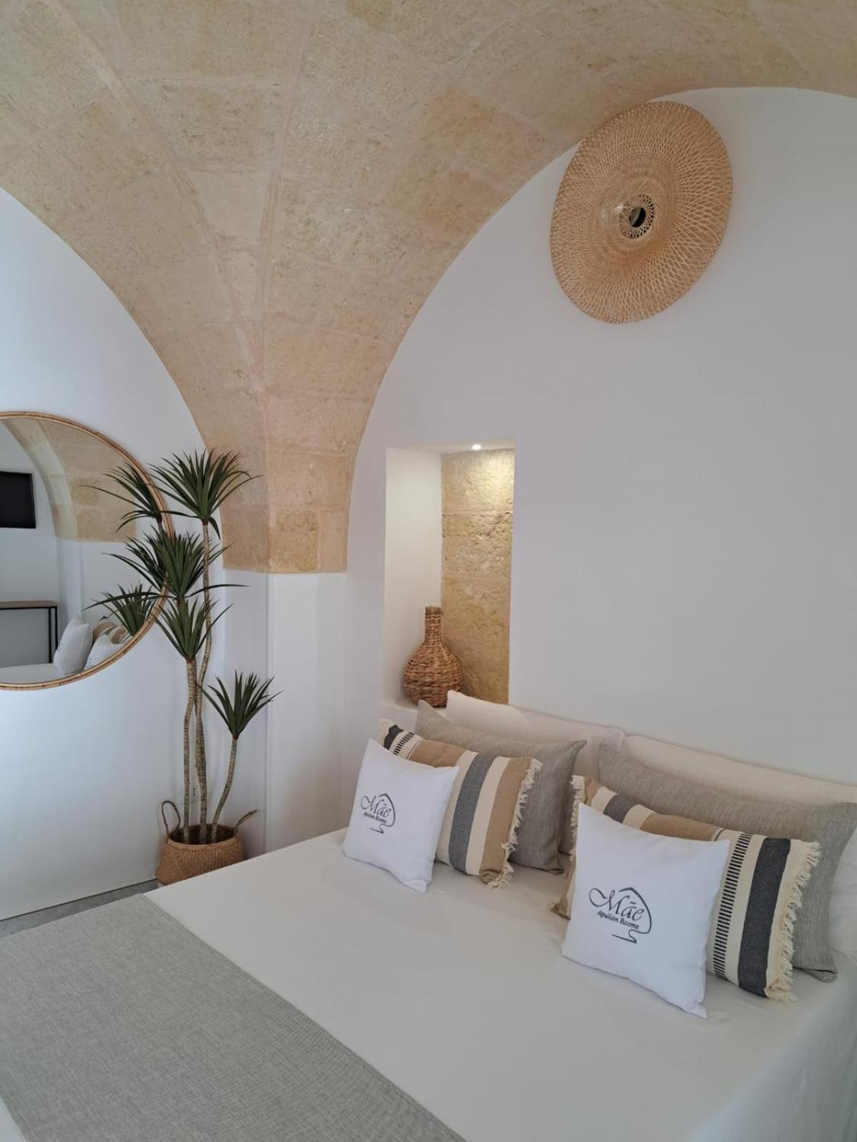 Mae Apulian Rooms Grottaglie Luaran gambar
